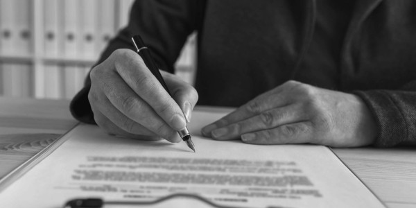Derecho Mercantil / Abogados Mercantilistas en Leganés · Asesoramiento Contratación y Reclamación de Pólizas de Seguro Comercial